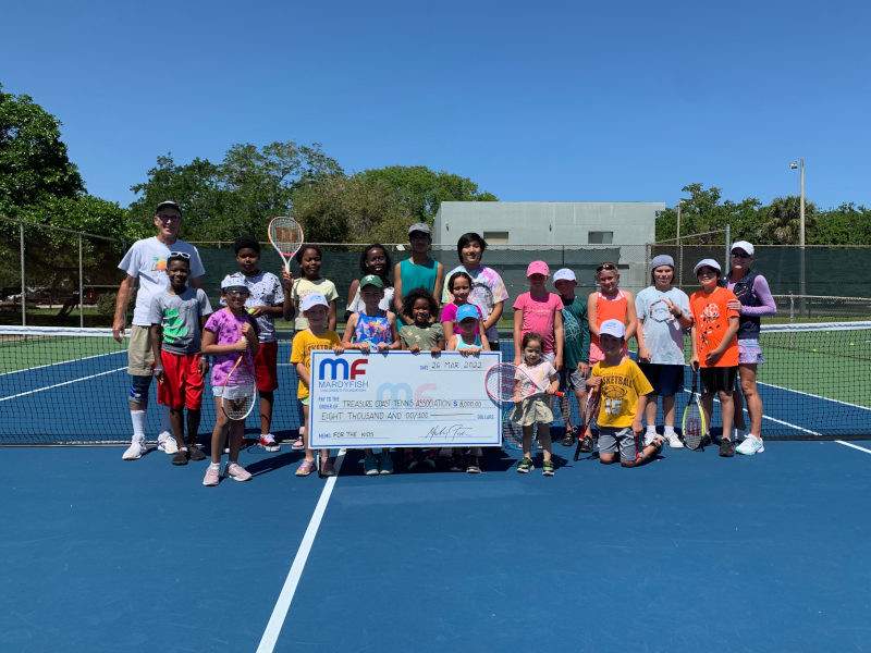 Tim Palmer hosts free clinic for kids at Riverside Park