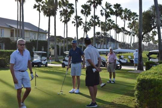 mardy fish golf tournament warm up.JPG